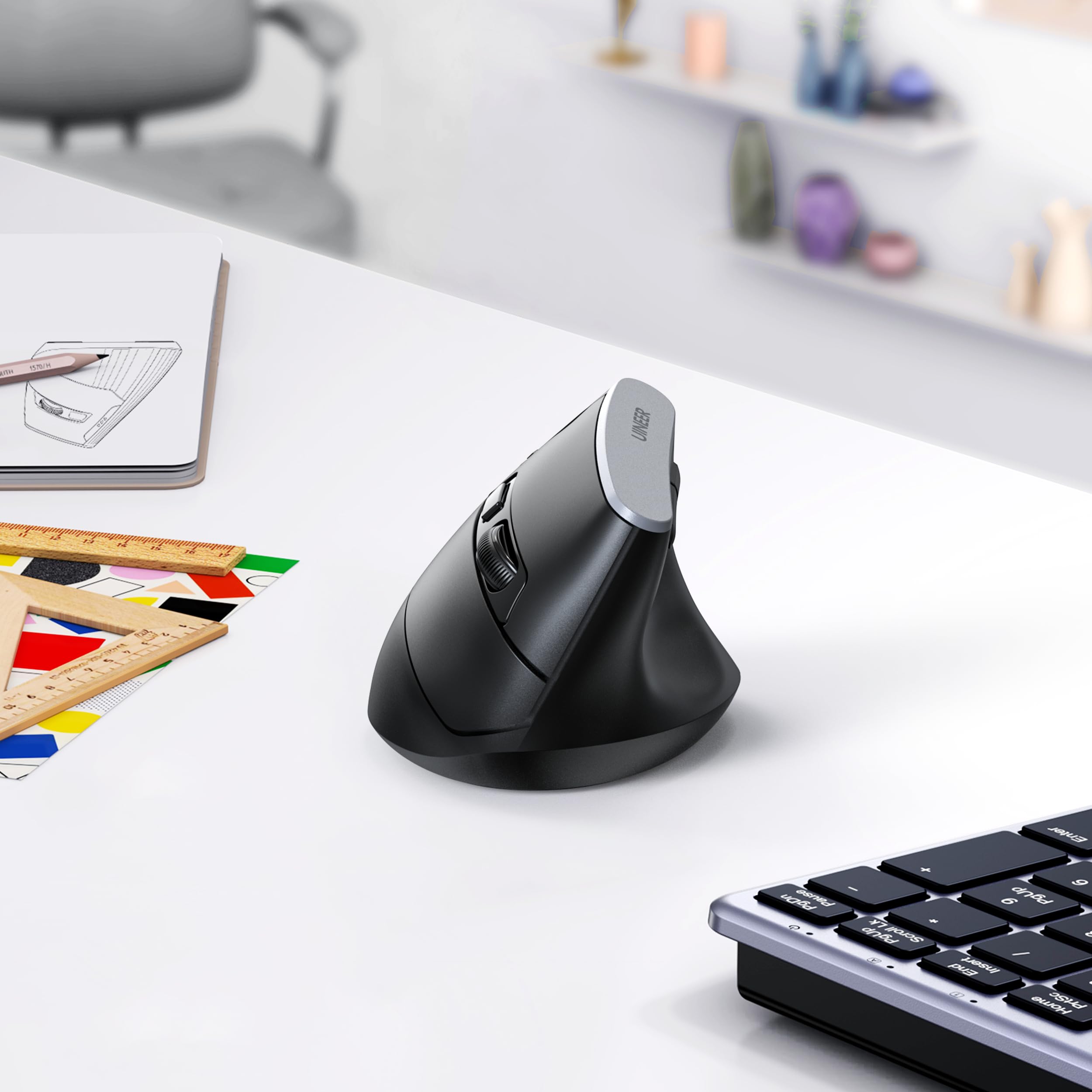 Uineer Vertical Wireless Mouse Black